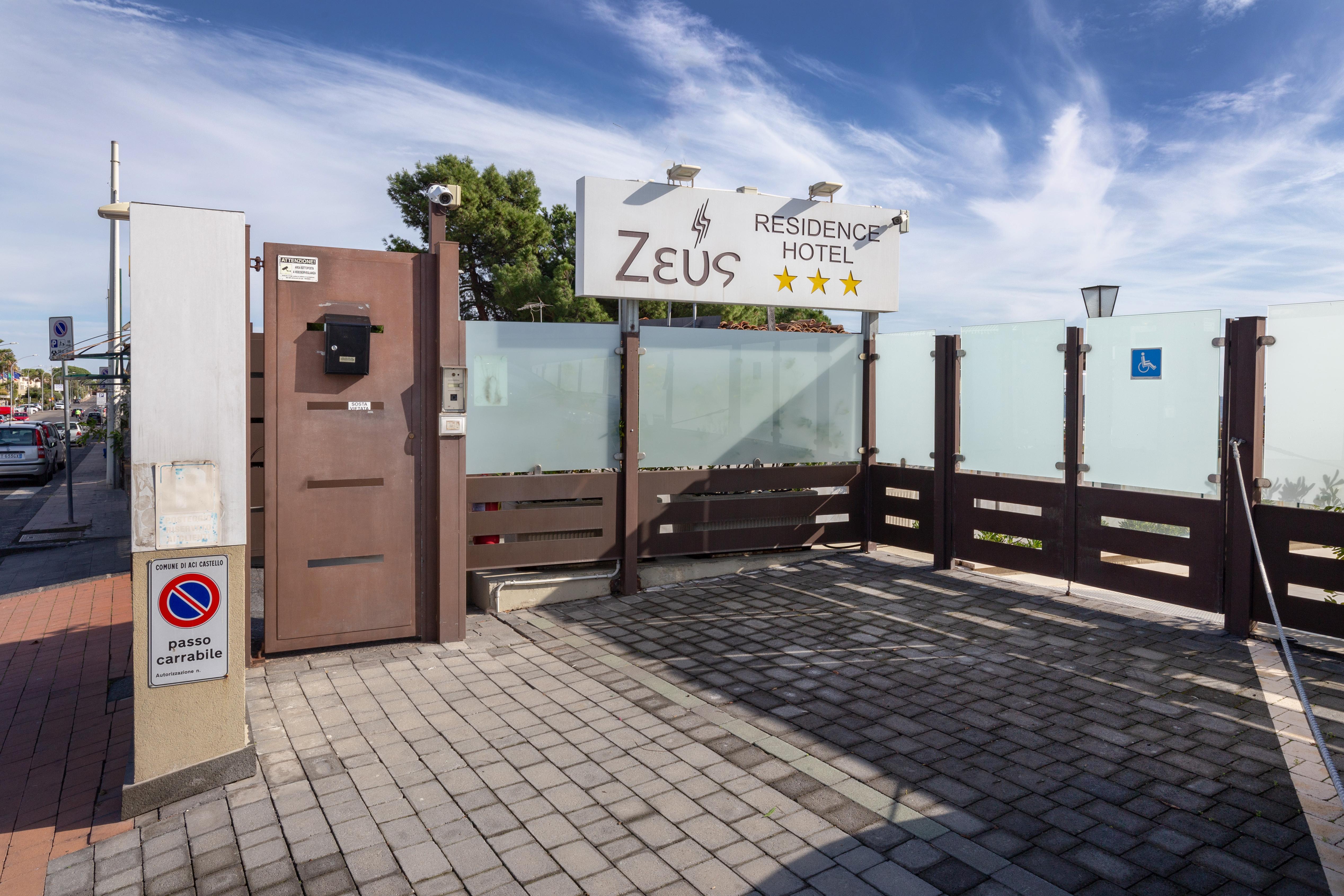 Zeus Hotel - Aparthotel - Meeting & Congress Cannizzaro Exterior photo